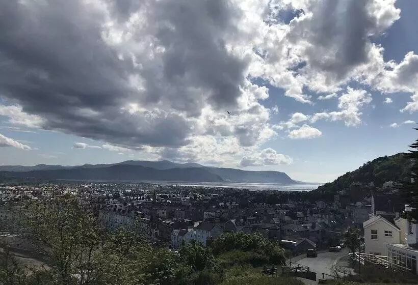 펜션 The View Guest House