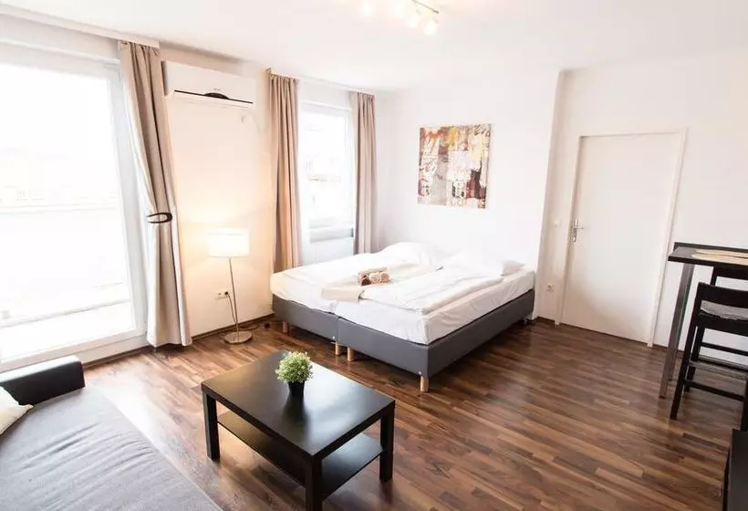 CheckVienna - Praterstraße