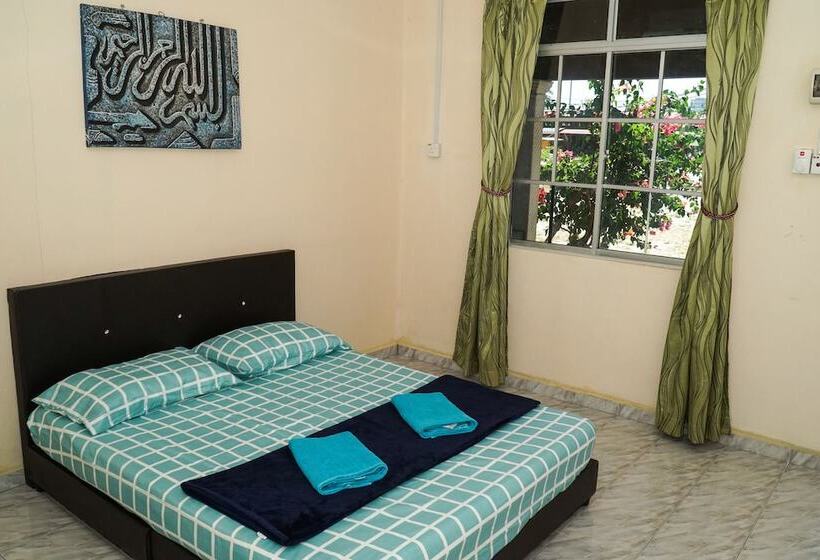 هاستل Indiana Cafe And Beds