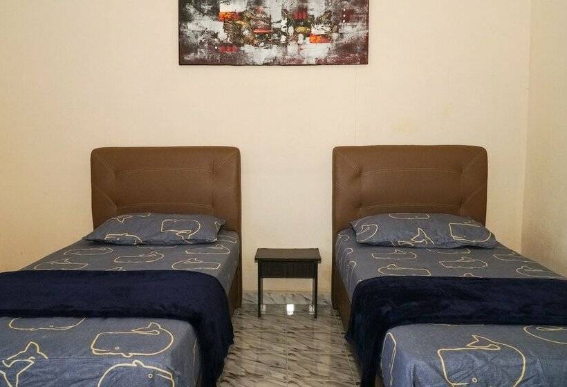 هاستل Indiana Cafe And Beds