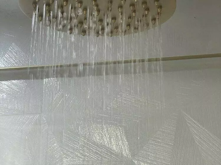 Aamiaismajoitus (B&B) The Tiny Cottage In The Springs