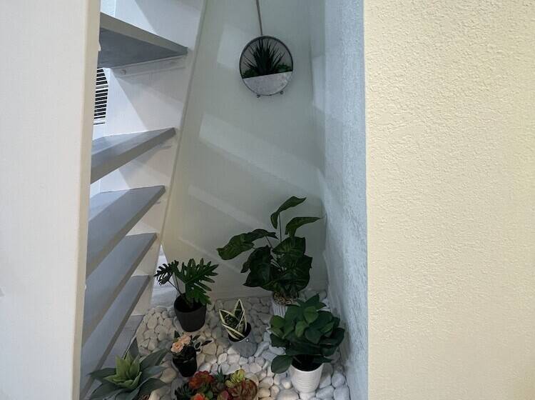 مبيت وإفطار The Tiny Cottage In The Springs