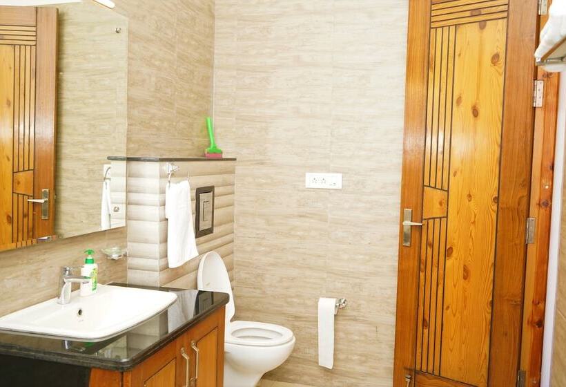 Chail Village Retreat By Kyte Hotels