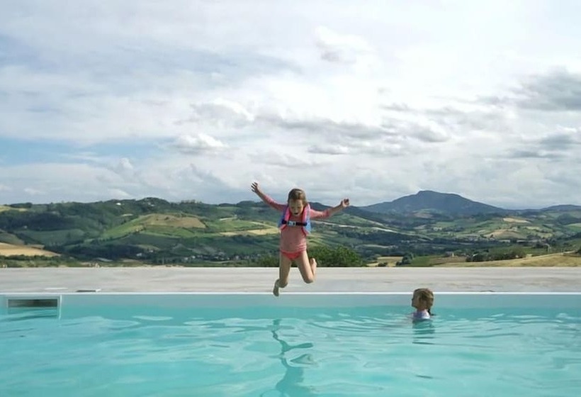 Glamping At An Agriturismo In The Vineyard