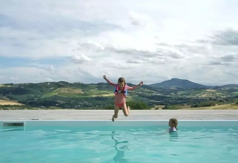 Glamping At An Agriturismo In The Vineyard