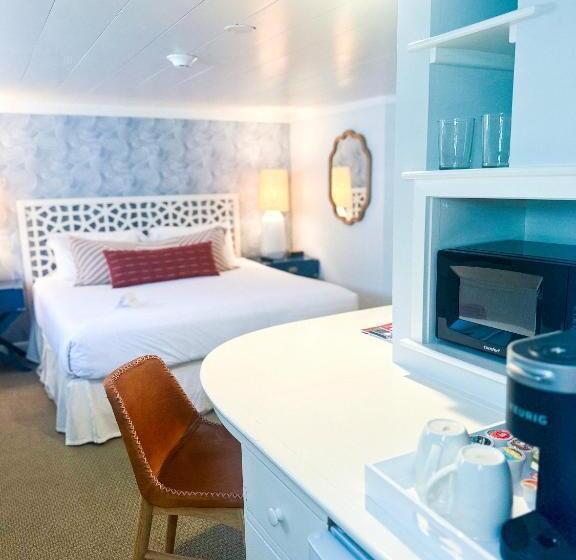 فندق Centerboard