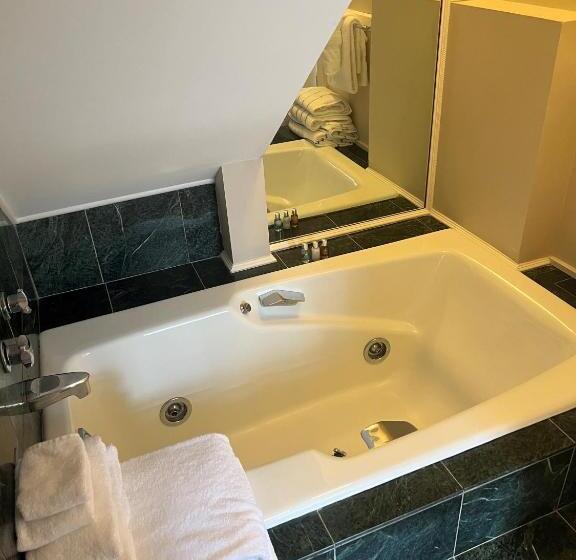 فندق Centerboard