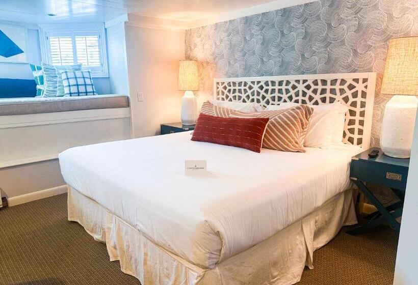 فندق Centerboard