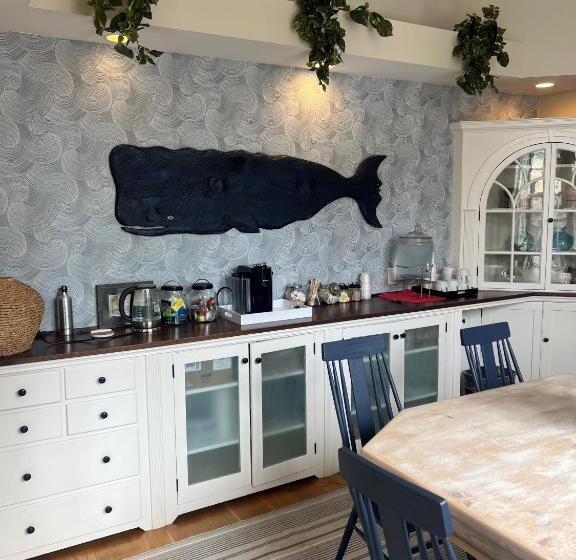 فندق Centerboard