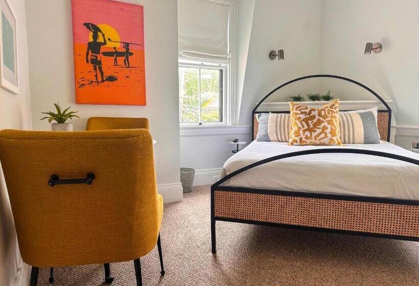 فندق Centerboard