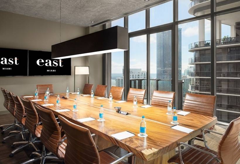 Отель East Miami Residences