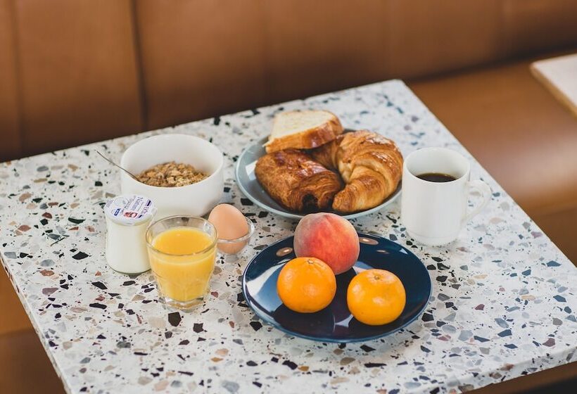 בית מלון כפרי Eklo Roissy