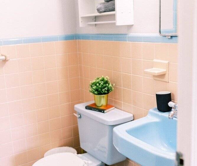 فندق Galleria Apartments By Lowkl