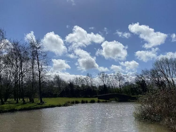 ホテル Heywood Glamping