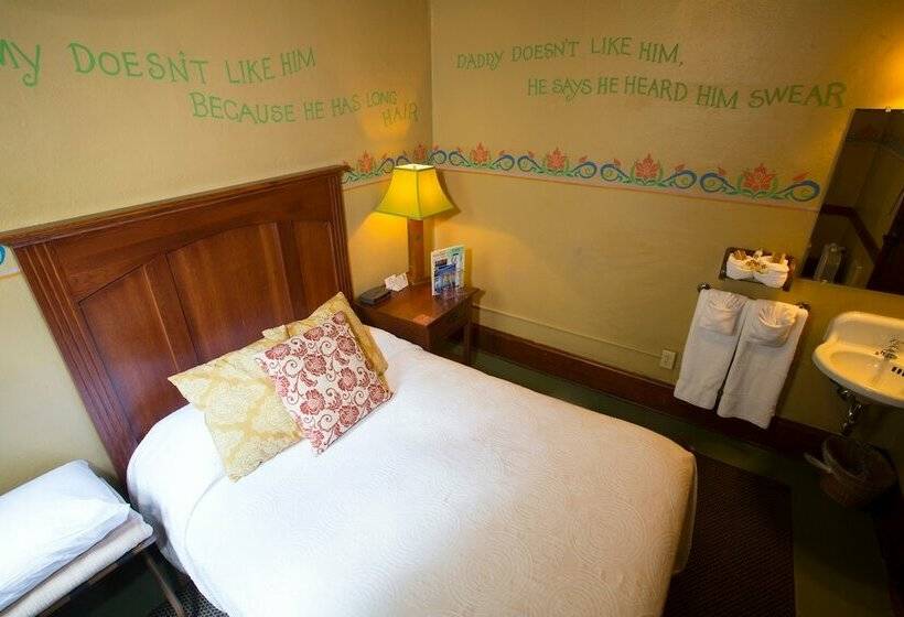 فندق Mcmenamins White Eagle