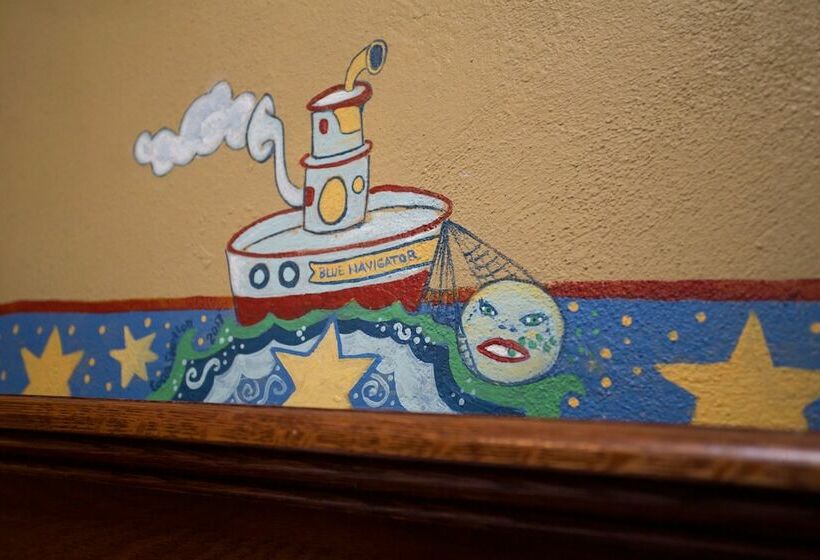 فندق Mcmenamins White Eagle