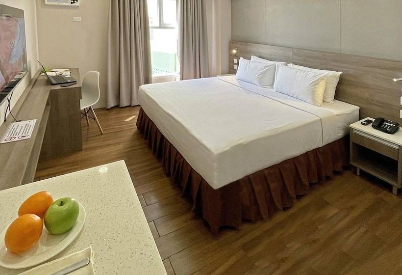 בית מלון כפרי Rogen Inn