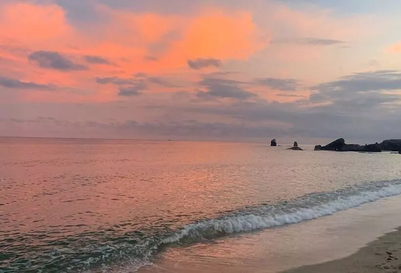 Hotelli 4u Resort Samui