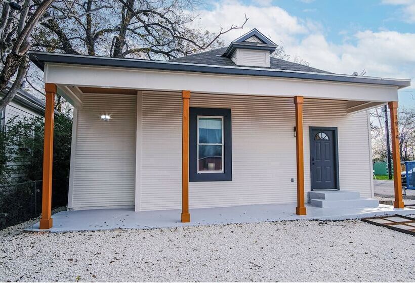 Magnificent 4br Near Famous Riverwalk And Downtown