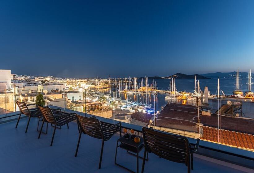 Mariet Naxos Elegant Suites