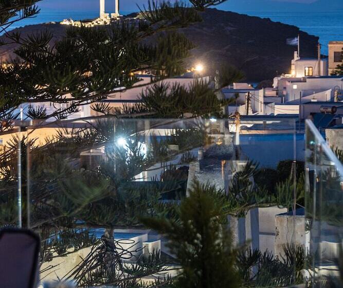 Mariet Naxos Elegant Suites