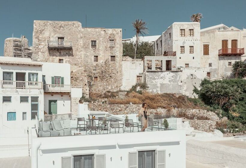 Mariet Naxos Elegant Suites