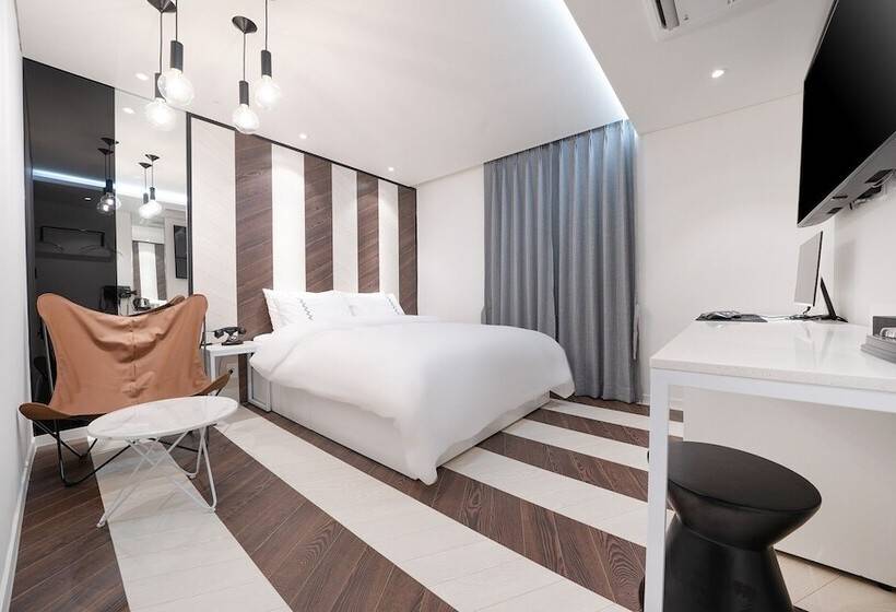 Motel Hwagok Alice Next Door