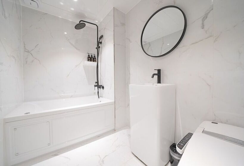 Motel Hwagok Alice Next Door