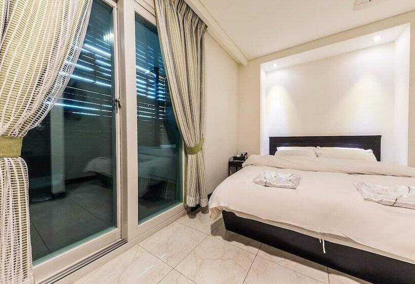 فندق على الطريق Taereung Leblanc