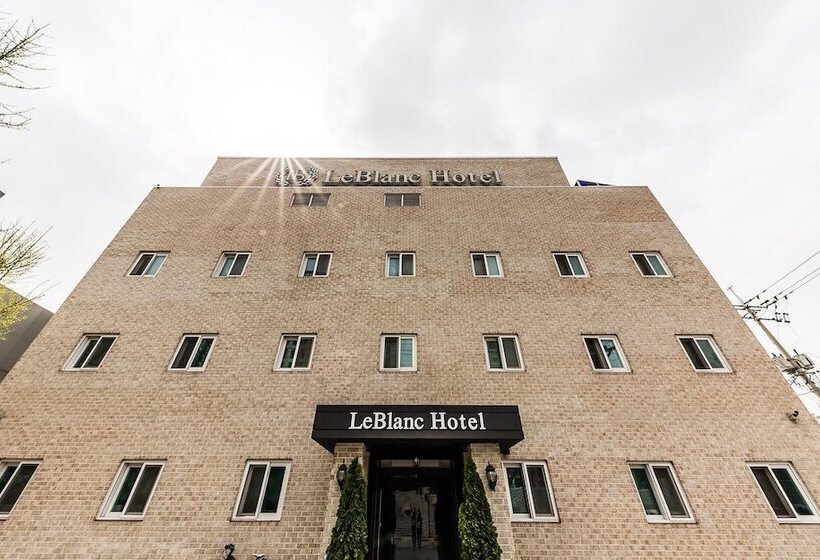 فندق على الطريق Taereung Leblanc