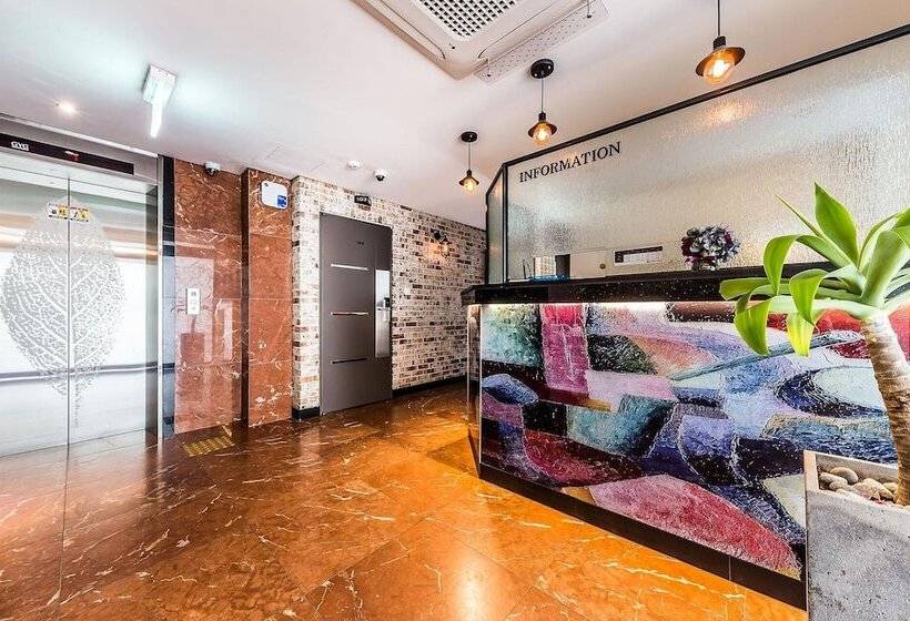 فندق على الطريق Taereung Leblanc