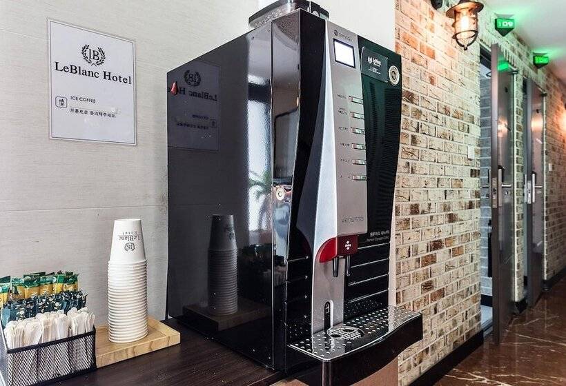 فندق على الطريق Taereung Leblanc