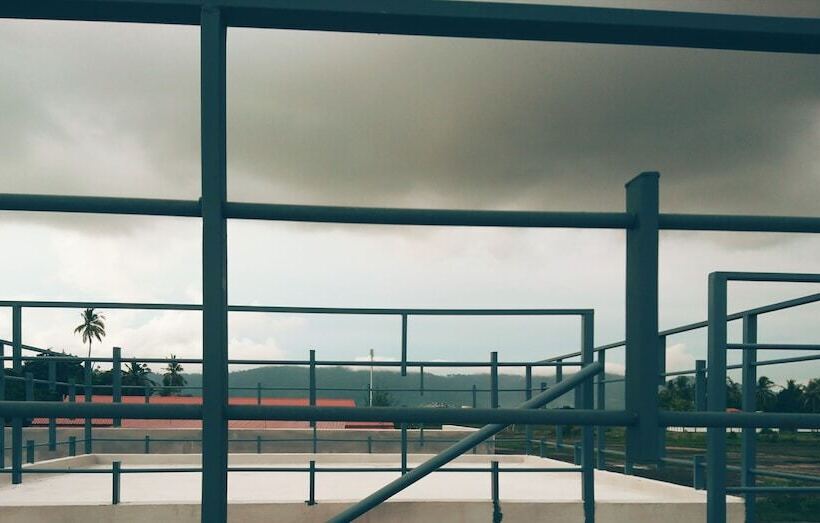 Пансион District Eight