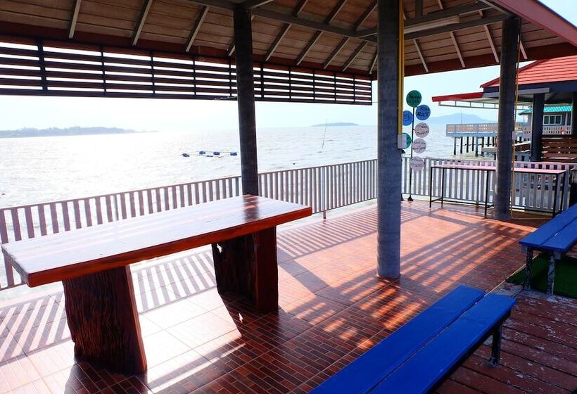 פנסיון Khuntim Homestay Koh Rat