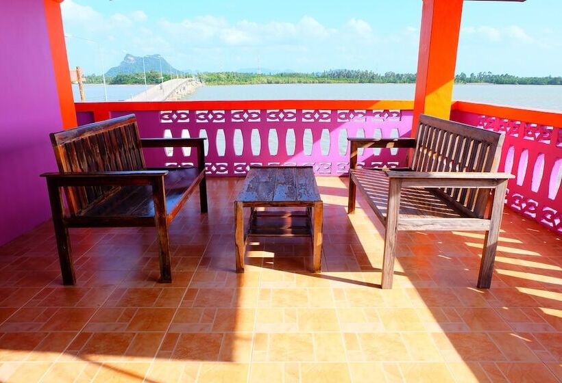 פנסיון Khuntim Homestay Koh Rat