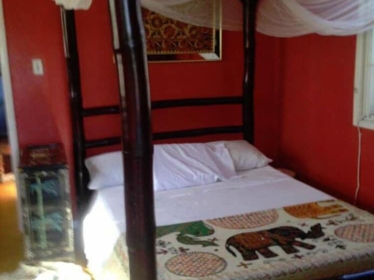 پانسیون Mikuzi