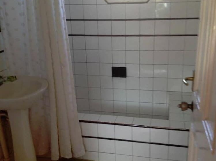 پانسیون Mikuzi