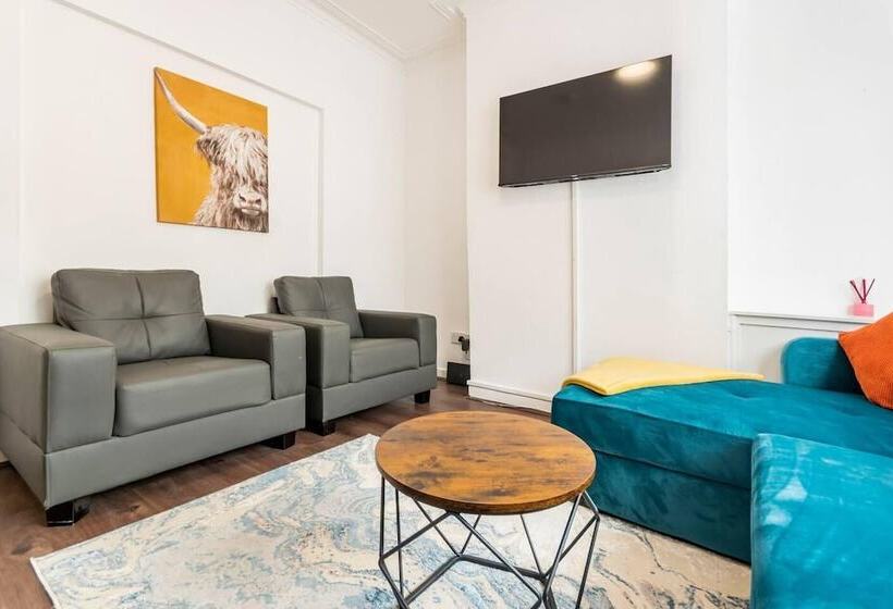 Residência Immaculate 4 Bed House Near Anfield And Goodison