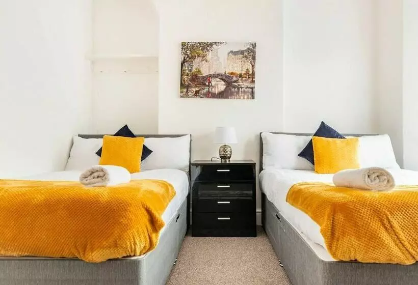 Residenssi Immaculate 4 Bed House Near Anfield And Goodison