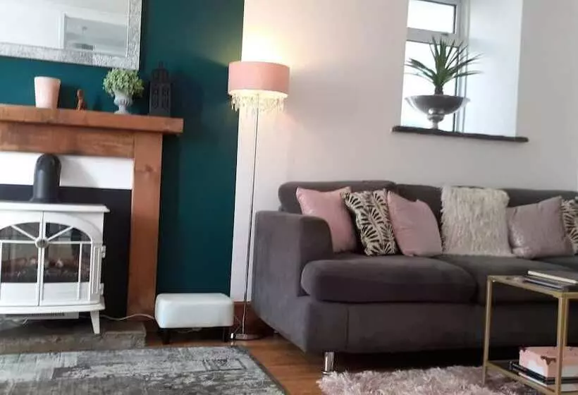 レジデンス Lovely 3 Bed House In Bridgend 7min From Porthcawl