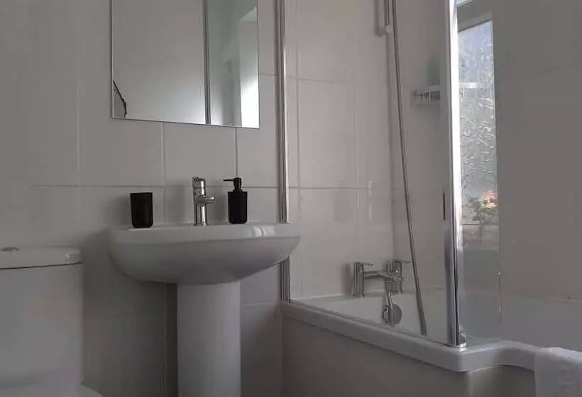 レジデンス Lovely 3 Bed House In Bridgend 7min From Porthcawl