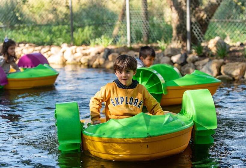 منتجع Natura Fun House & Camping