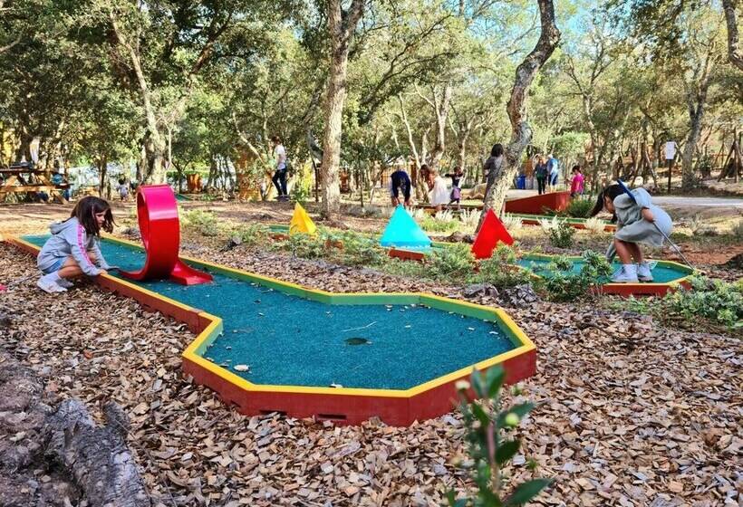 منتجع Natura Fun House & Camping