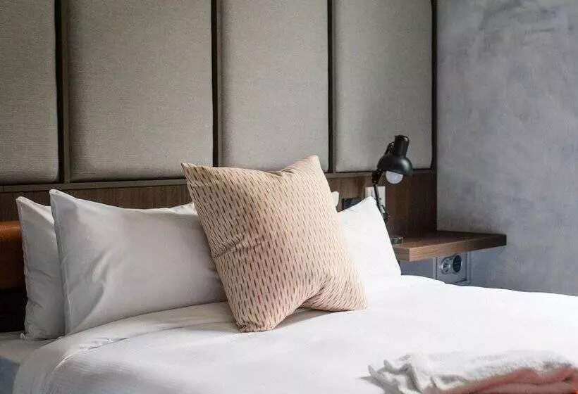 Terminus Hotel Pyrmont