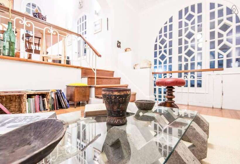 Bed and Breakfast De Autor I