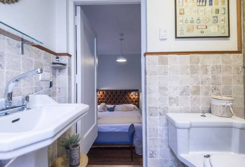 Bed and Breakfast De Autor I