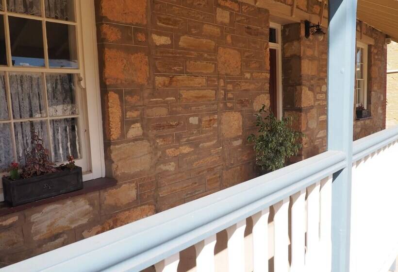 Cobblers Cottage B & B Accommodation