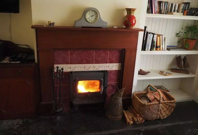 Cobblers Cottage B & B Accommodation