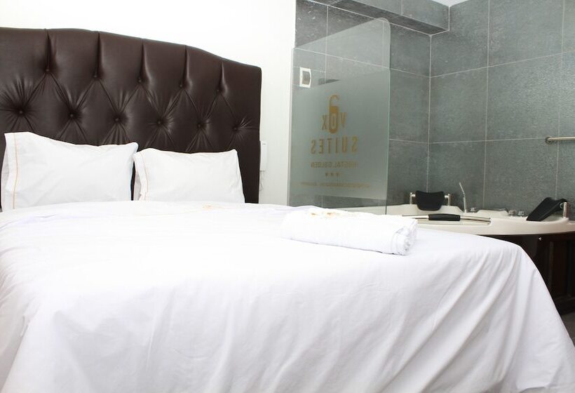 Golden Vox Hotel Suite