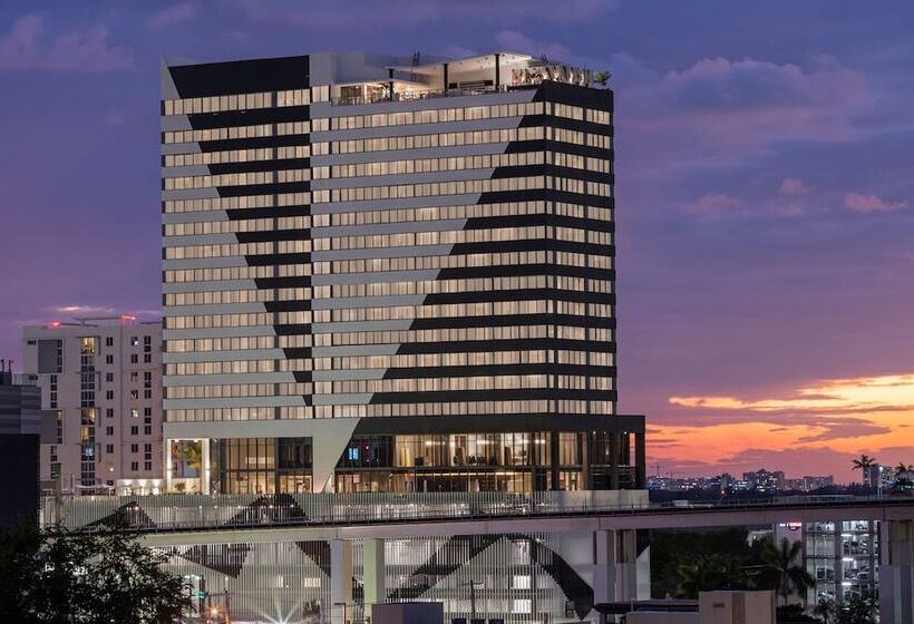 Ac Hotel By Marriott Miami Brickell